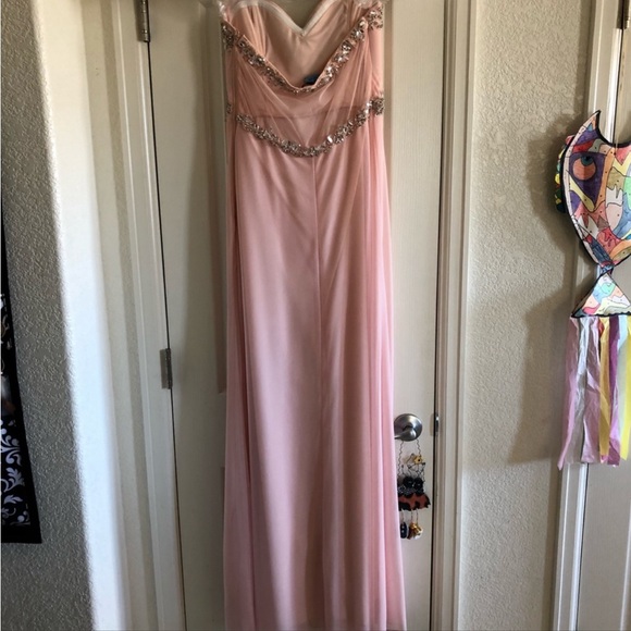 Evening Gown - Picture 3 of 5